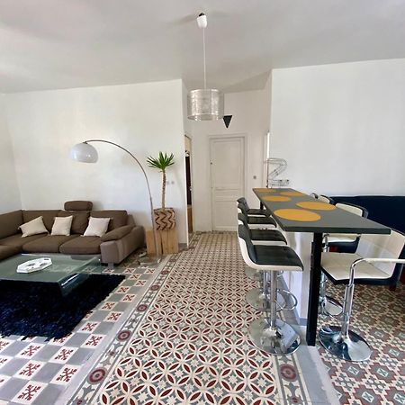 Grand Appartement En Centre Ville Avec Terrasse ペルピニャン エクステリア 写真