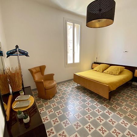 Grand Appartement En Centre Ville Avec Terrasse ペルピニャン エクステリア 写真